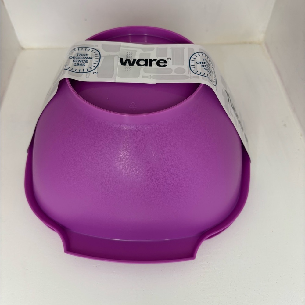 Tupperware Purple Food Container - Picture 3 of 3